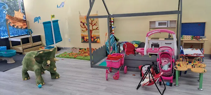Oliver's Playhouse 4