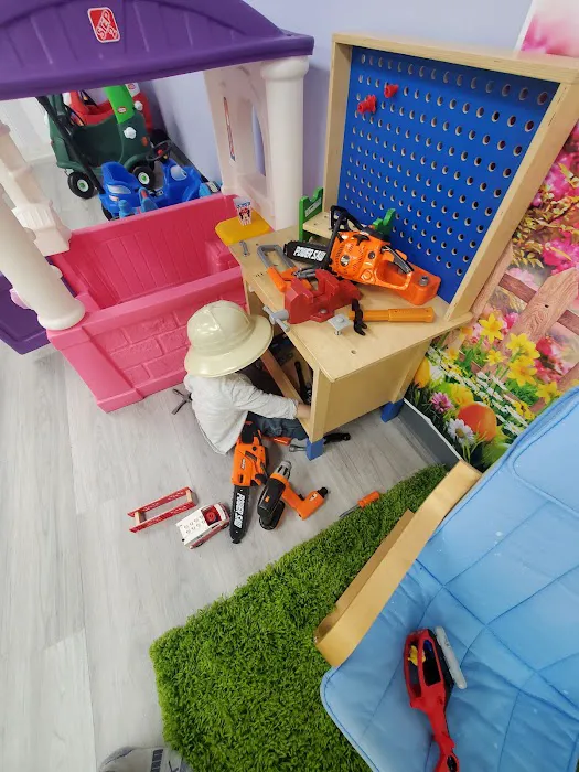 Oliver's Playhouse 5