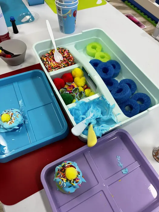 Creative kids station 8