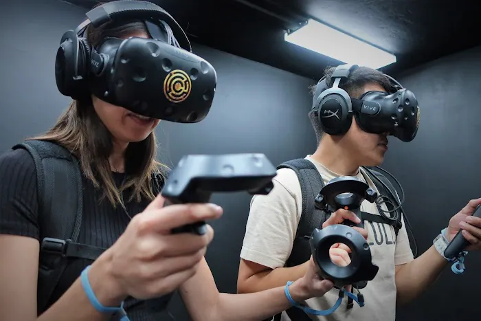 Chambers [VR] 1