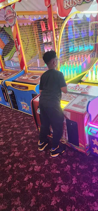 Fun Factory - Windward Mall 5