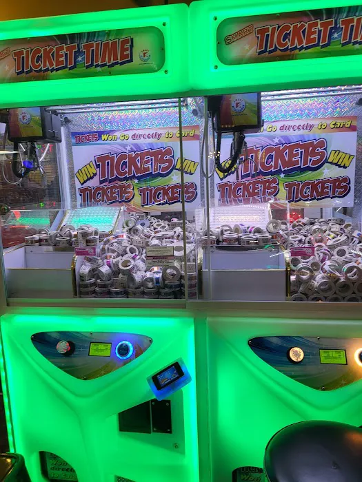 Fun Factory - Windward Mall 4