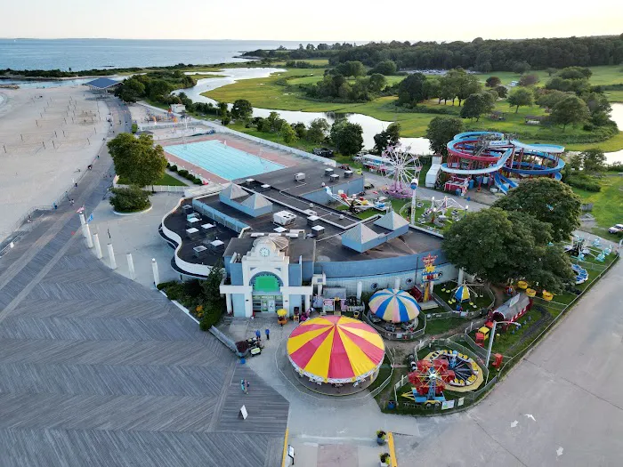 Amusement & Entertainment 5