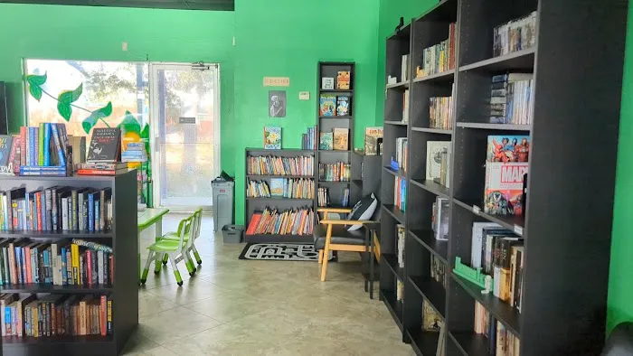 Skull & Books VR 4