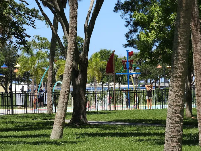 Sand Point Park Splash Pad 6