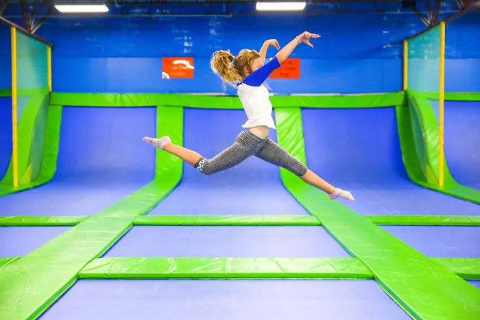 Jumping World 2
