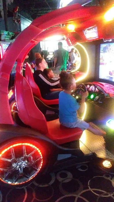 Bowling And Arcade 2