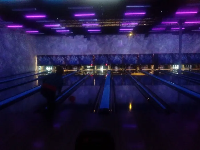 Bowling And Arcade 5