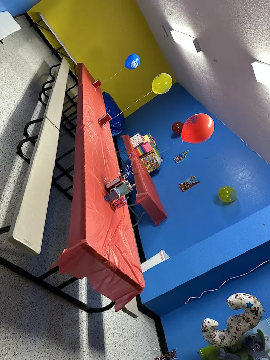Bounce N Play Family Center 6