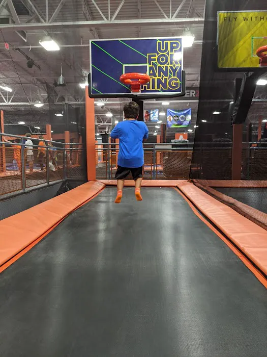 Sky Zone Trampoline Park 5