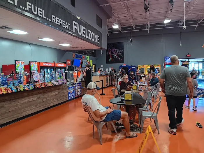 Sky Zone Trampoline Park 4