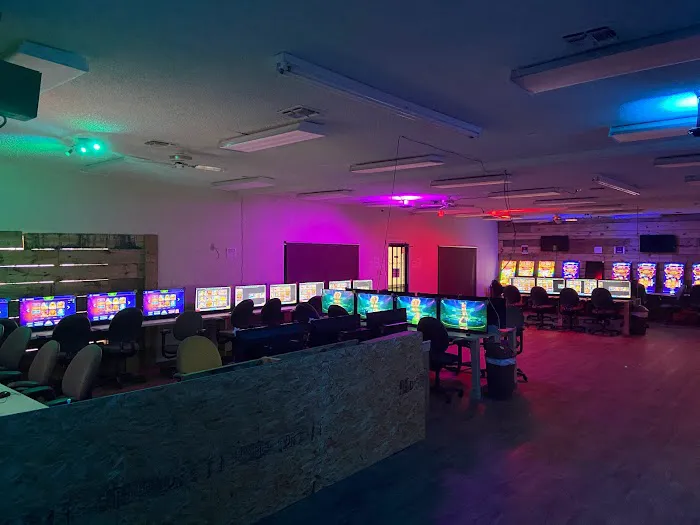 Fiestaville Digital Lounge 2