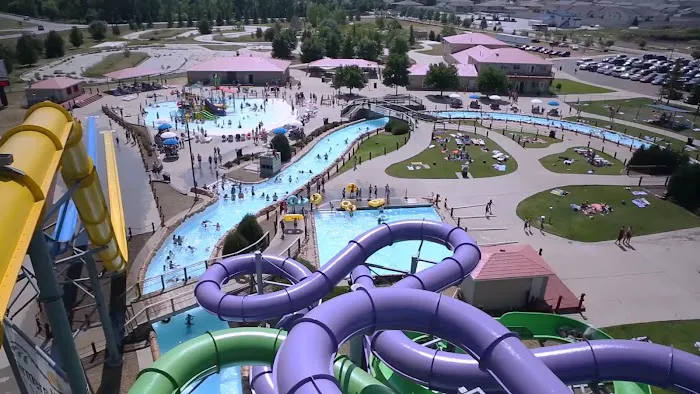Raging Rivers Waterpark 4