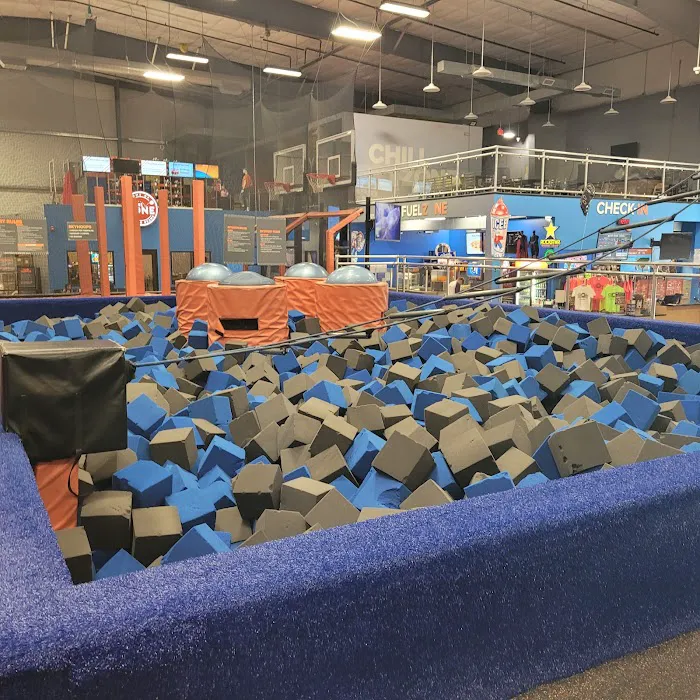 Sky Zone Trampoline Park 4