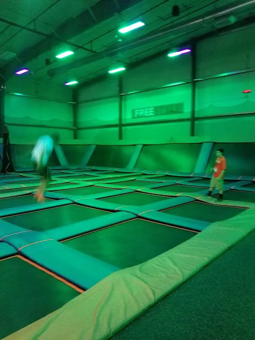 Sky Zone Trampoline Park 7
