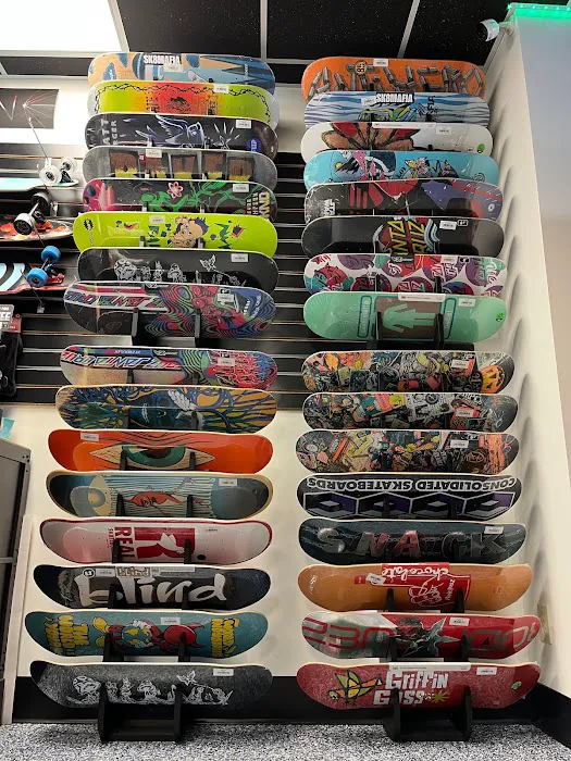 Vision Arcade and Skateboard Shop And VIZION Skatepark 7