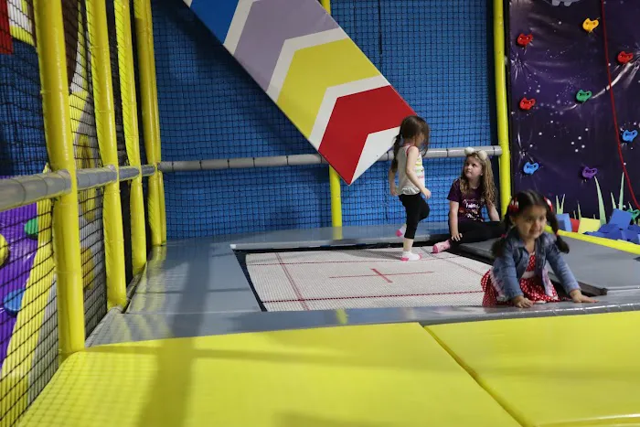 Yoyo's Fun Center 5