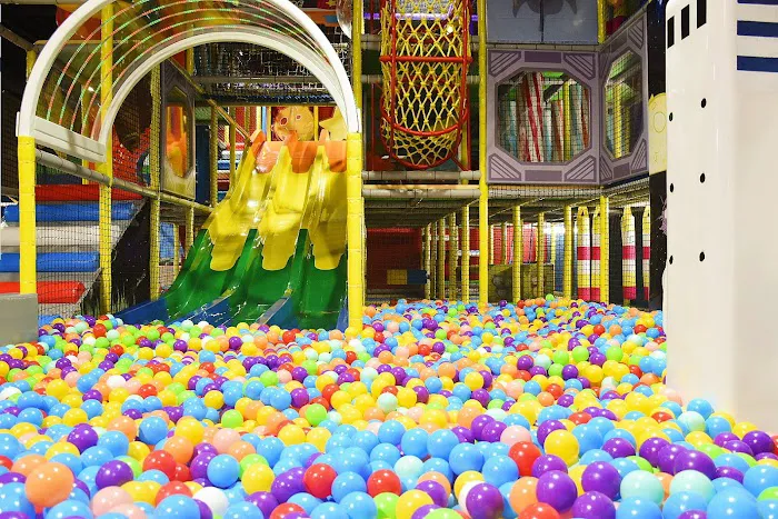 Yoyo's Fun Center 2