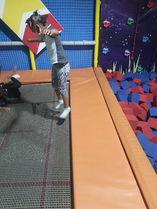 Yoyo's Fun Center 6