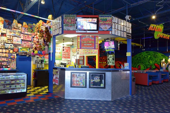 Zap Zone Glo-Golf 5