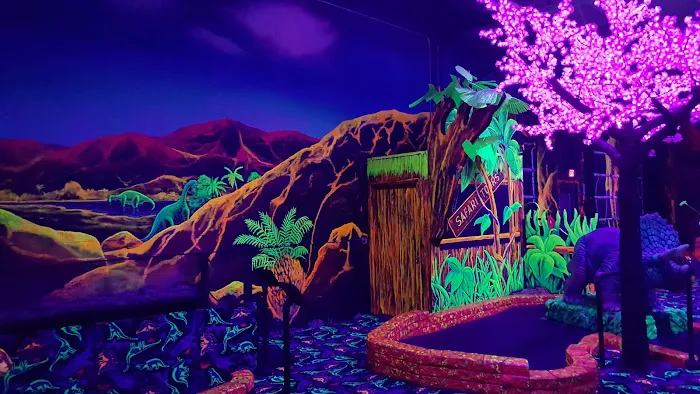 Zap Zone Glo-Golf 7
