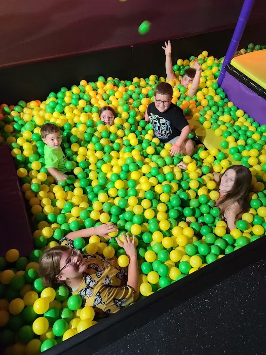 Get Air Trampoline Park 7