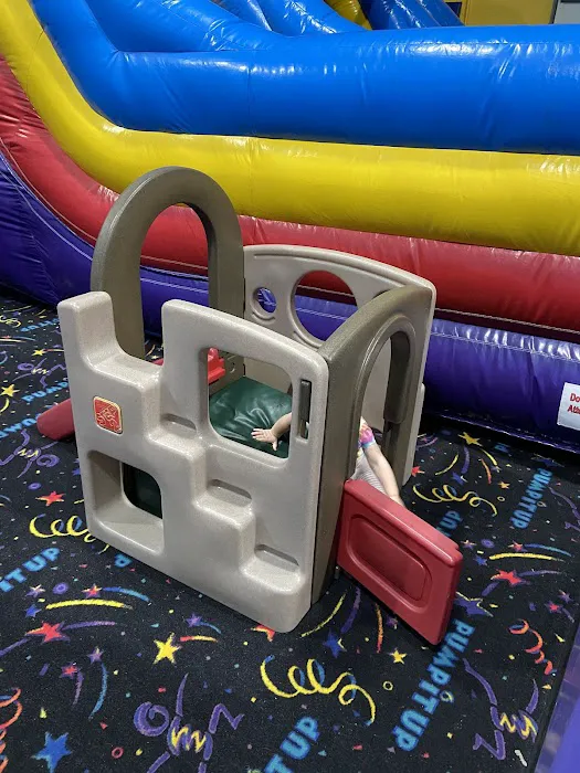 Pump It Up Wixom Kids Birthdays and More 4
