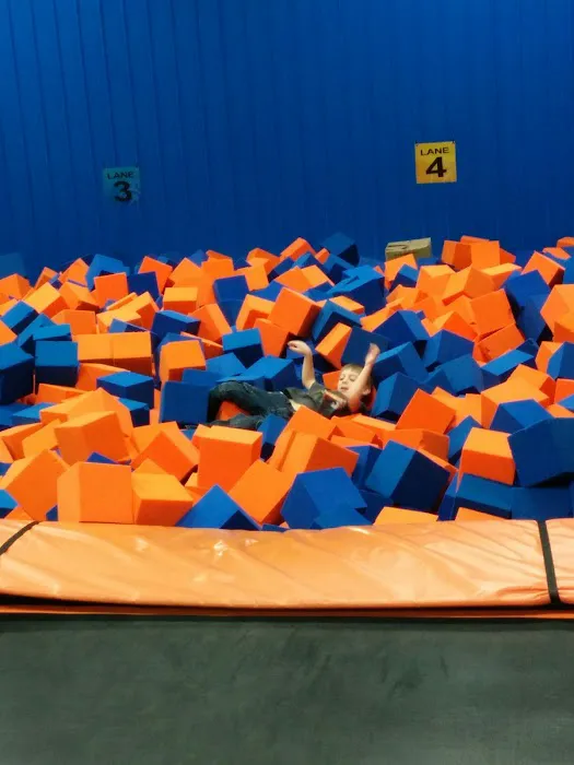 Sky Zone Trampoline Park 8