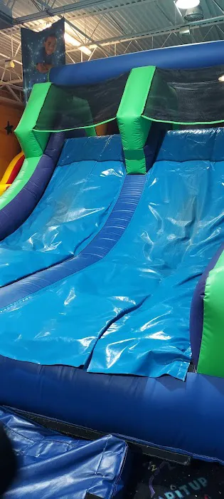 Pump It Up Auburn Hills Kids Birthdays and More 3