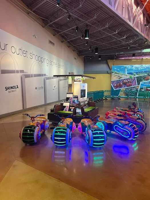 Great Lakes Crossing Moto & Animal Tour - Great Lakes Crossing Outlets 5