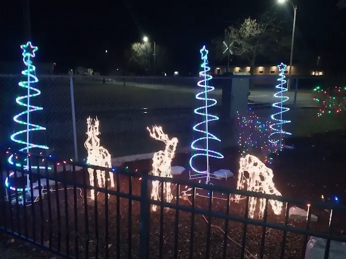 Nate & Mary Ida Doan Santa House 0