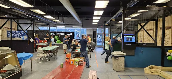 Reality Check - Axe Throwing, Virtual Reality 0