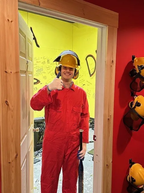 Demolition Den 6