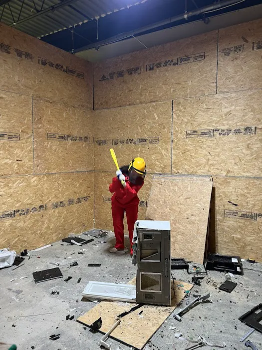 Demolition Den 8