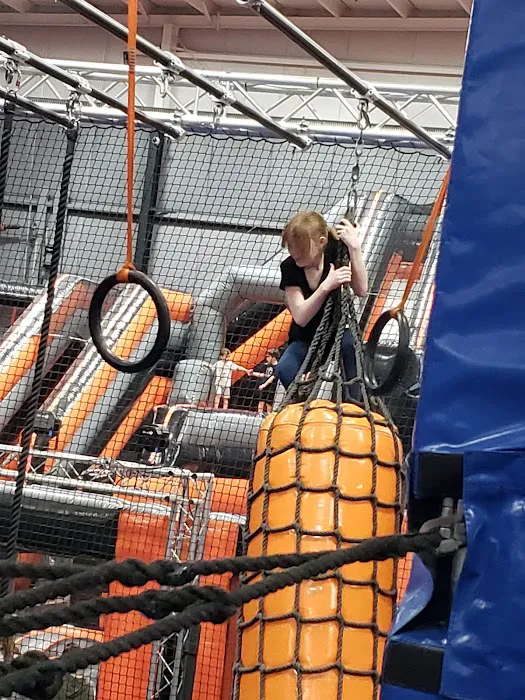 Sky Zone Trampoline Park 4