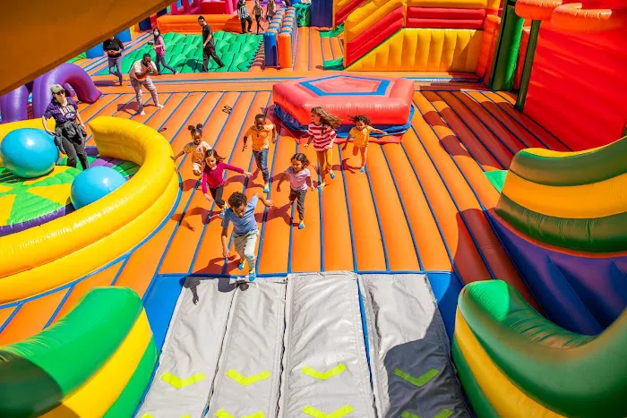 FUNBOX INDIANAPOLIS 8