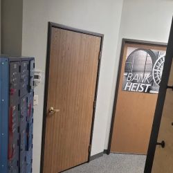 Escape 605 Axe Throwing & Escape Rooms ico