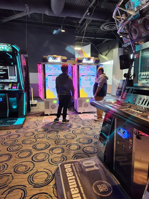 Round1 Bowling & Arcade Northridge Mall 7