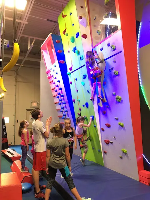 AirMaxx Trampoline Park & Warrior Course 5