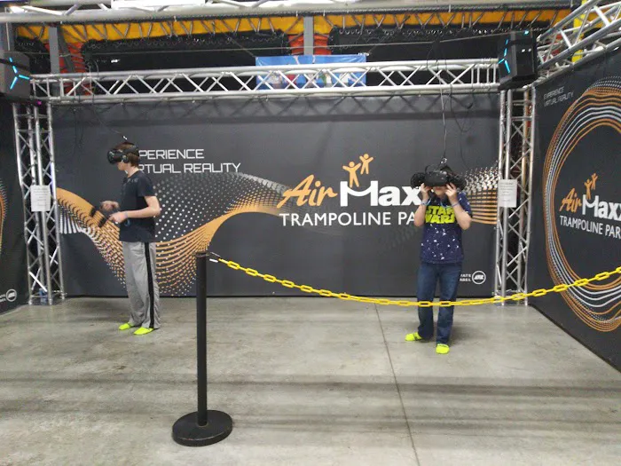 AirMaxx Trampoline Park & Warrior Course 2