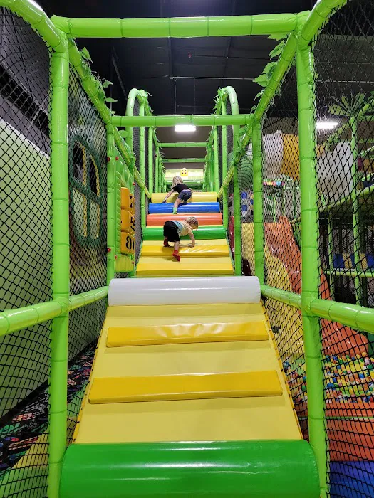 The Max Family Entertainment 1