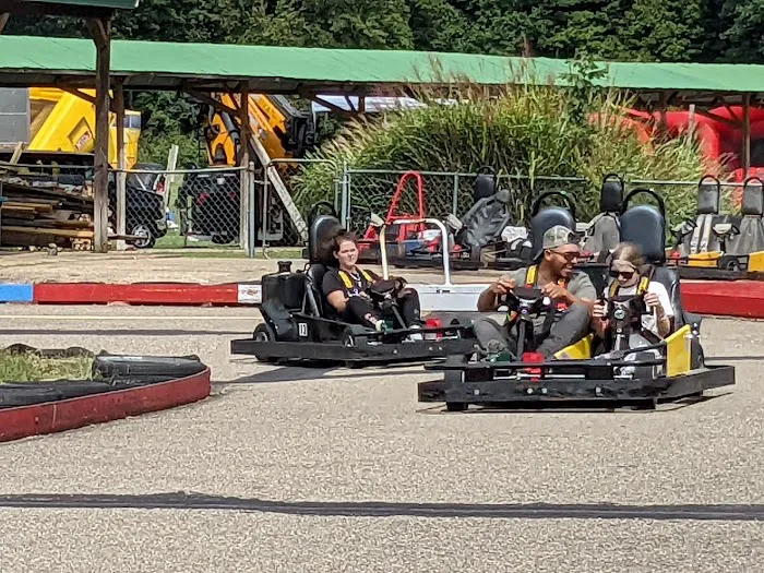 Hocking Hills Family Fun Center and Riverside Campground 3