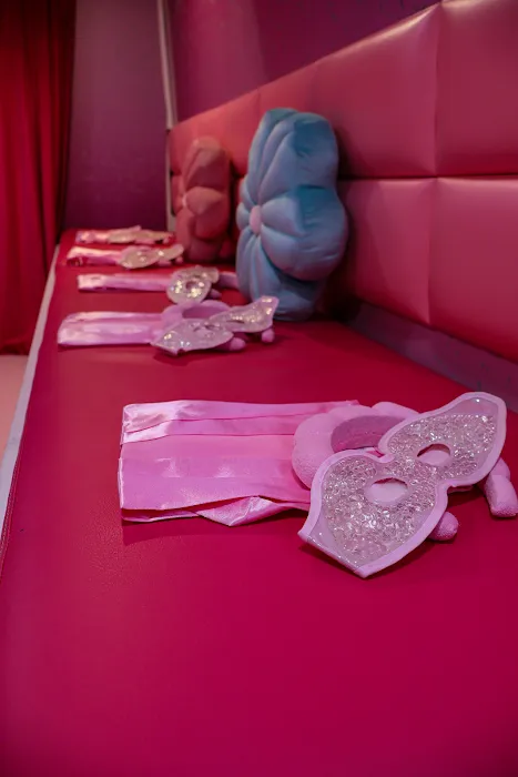 The Pink Spa Bus 8