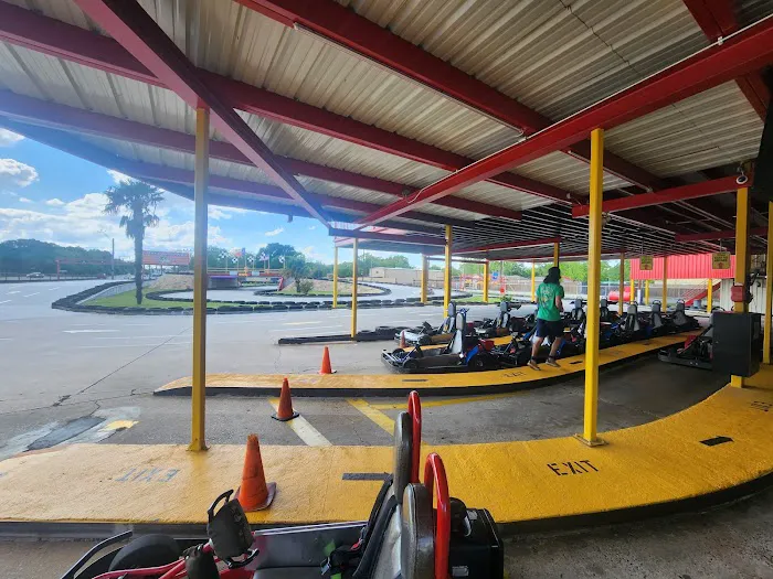 Go-Kart Raceway 4