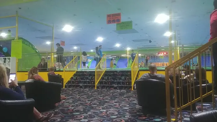 Jumping World 8