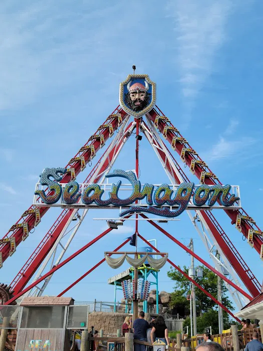 Fantasy Island Amusement Park 4