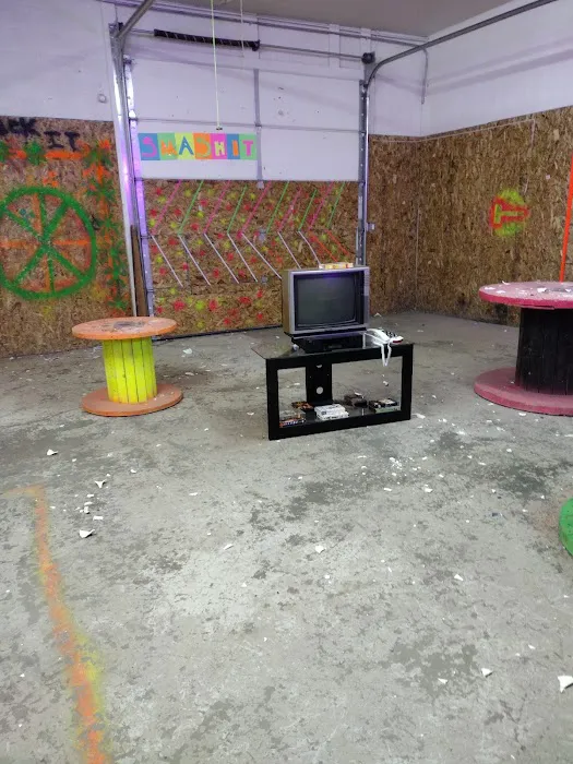 Smashit Break room 5