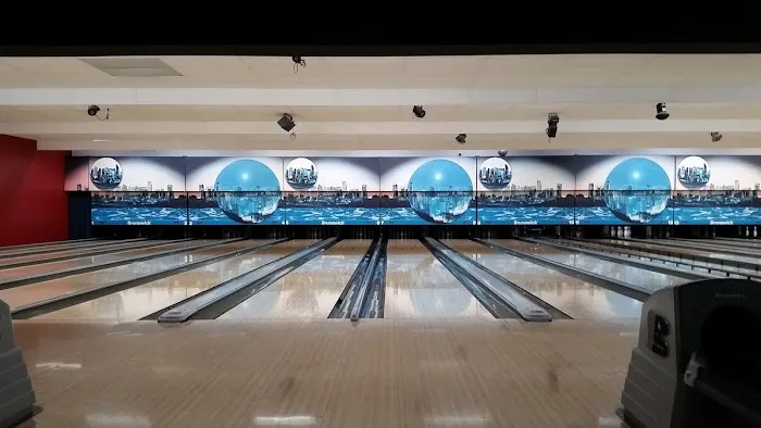 West Ridge Lanes Family Fun 0