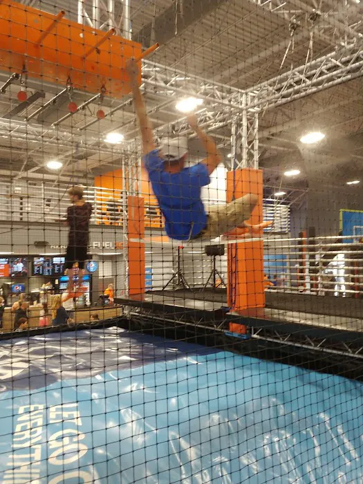 Sky Zone Trampoline Park 6