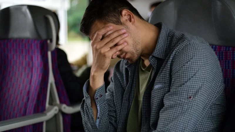 Smart Tips for Riding Rides with Motion Sickness Without Missing the Fun